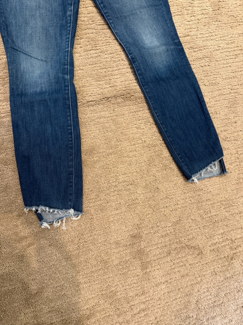 MOTHER The Stunner Zip Ankle Step Fray Jeans Size 28 - Picture 6 of 11